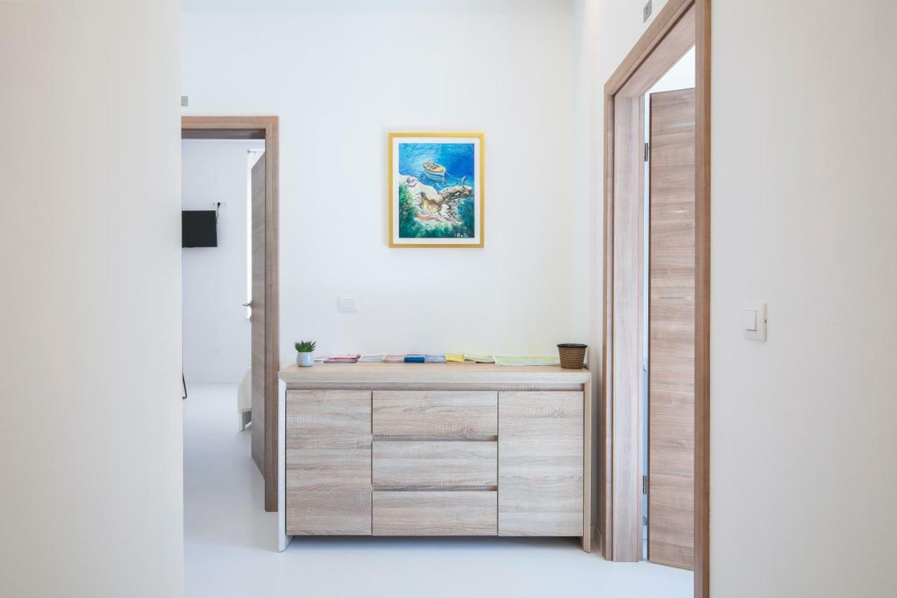 Twins Idola Apartments Πούλα Εξωτερικό φωτογραφία